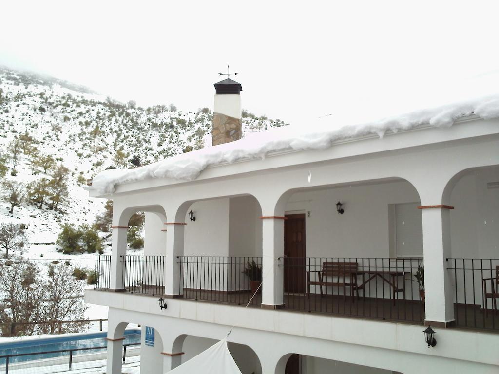Apartamentos Turisticos Rurales Monte De Las Animas Valdepenas de Jaen Dış mekan fotoğraf